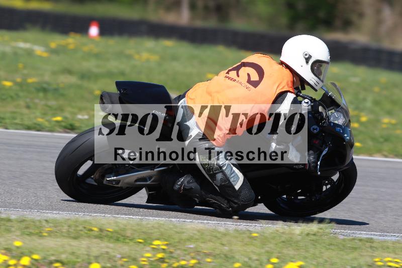 /Archiv-2022/08 17.04.2022 Speer Racing ADR/Instruktorengruppe/backside